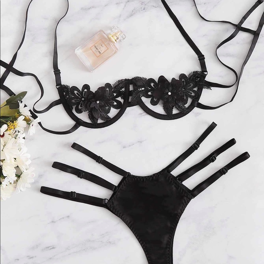 💋Appliqués Lingerie Set